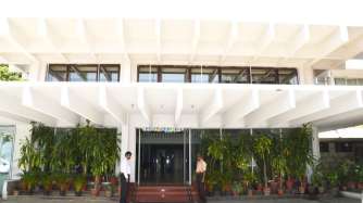 Entrance_Hotel_Chalukya_Bangalore_jhdovu
